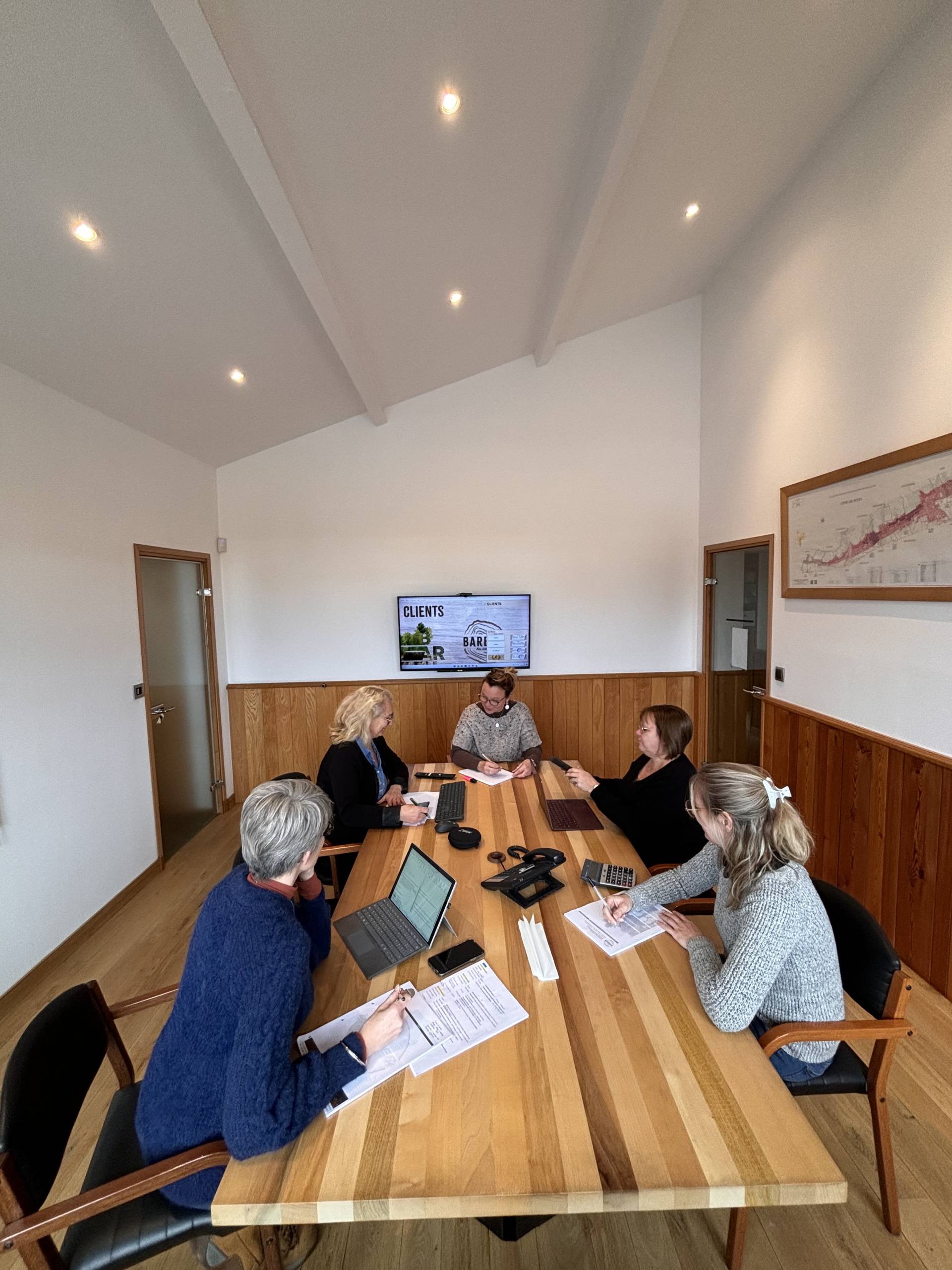 Commercial and Administrative Follow-up 2 EN
